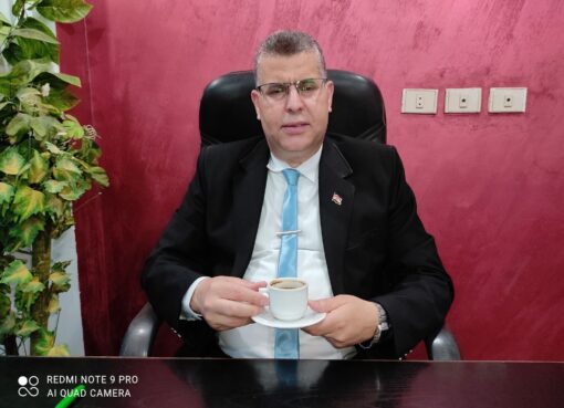 الذي ألبس نفسه لباس الكبر والغرور