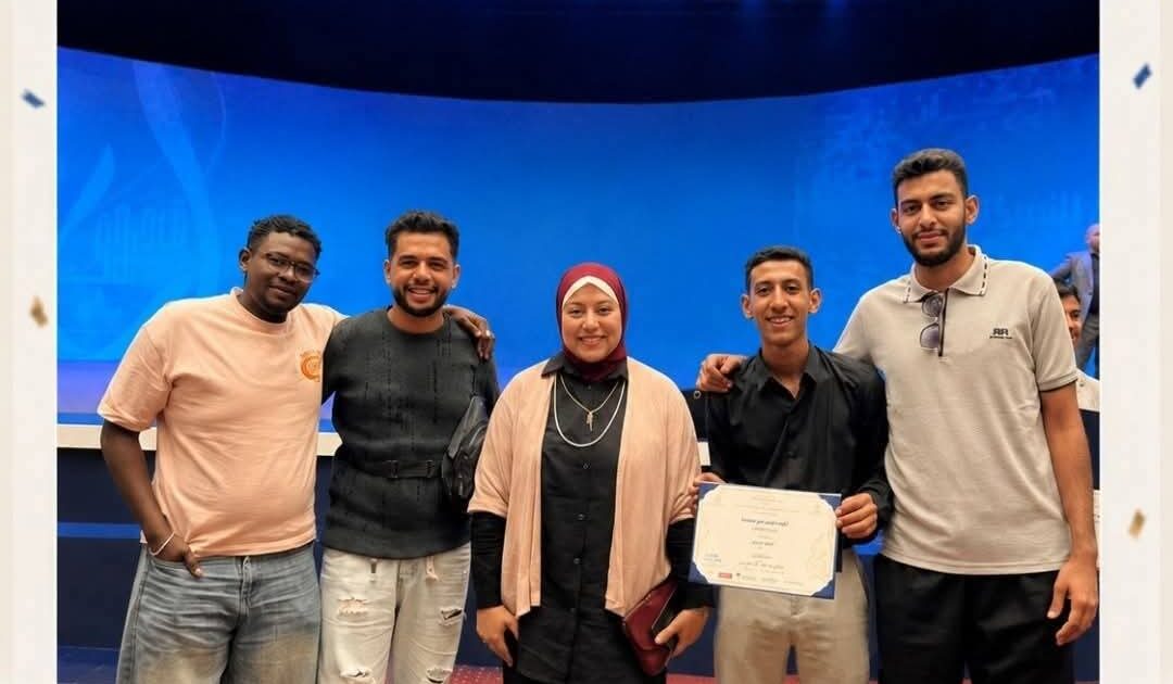 طالب جامعي يتوج بالمركز الأول في مهرجان إبداع وقادرون