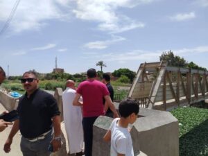 جولة تفقدية لرئيس مركز البدرشين بمزغونه ودهشور يوجه خلالها بإزالة المخلفات وورد النيل بترعة الجيزاوية