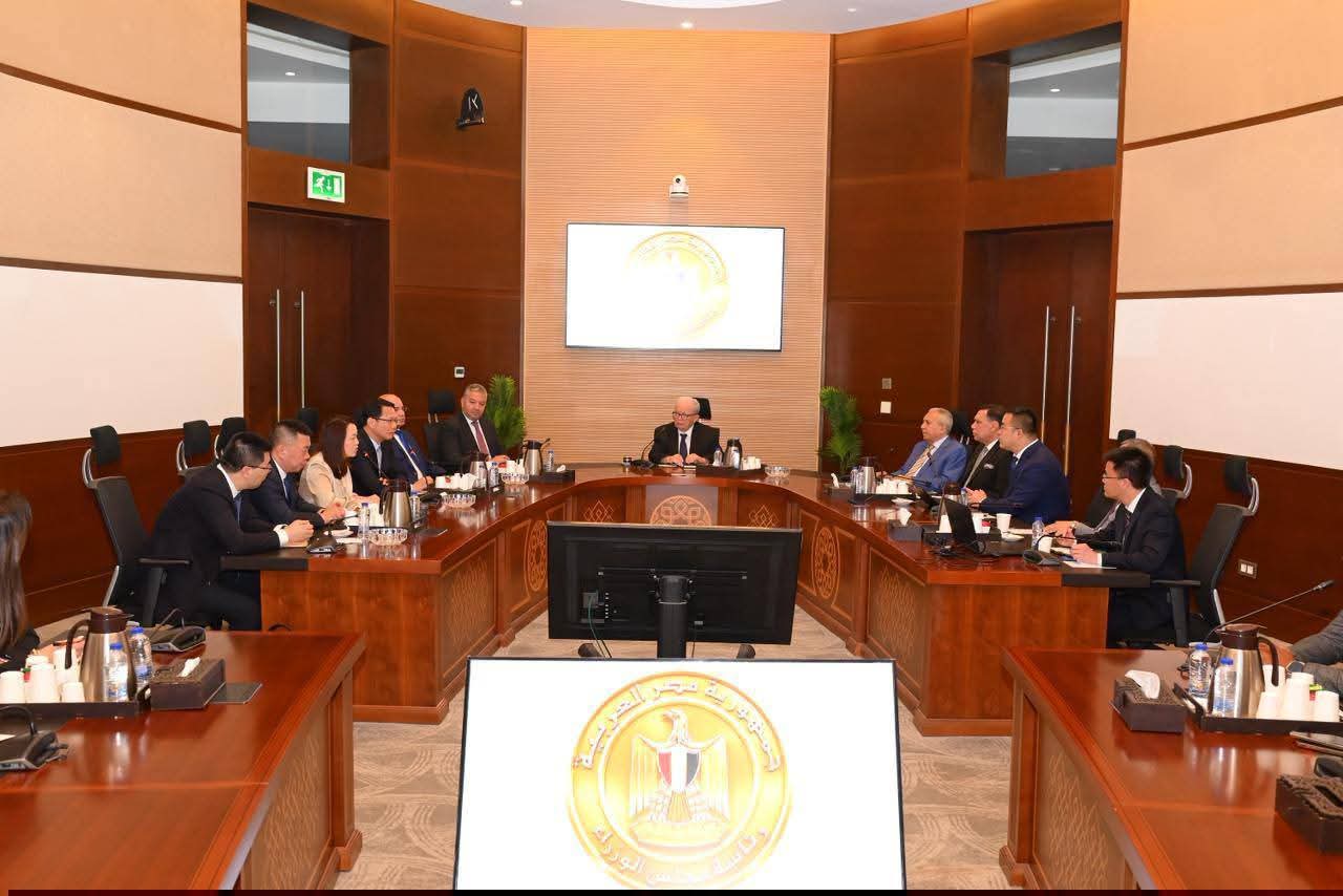 شراكة مصرية صينية جديدة لتعزيز موانئ قناة السويس