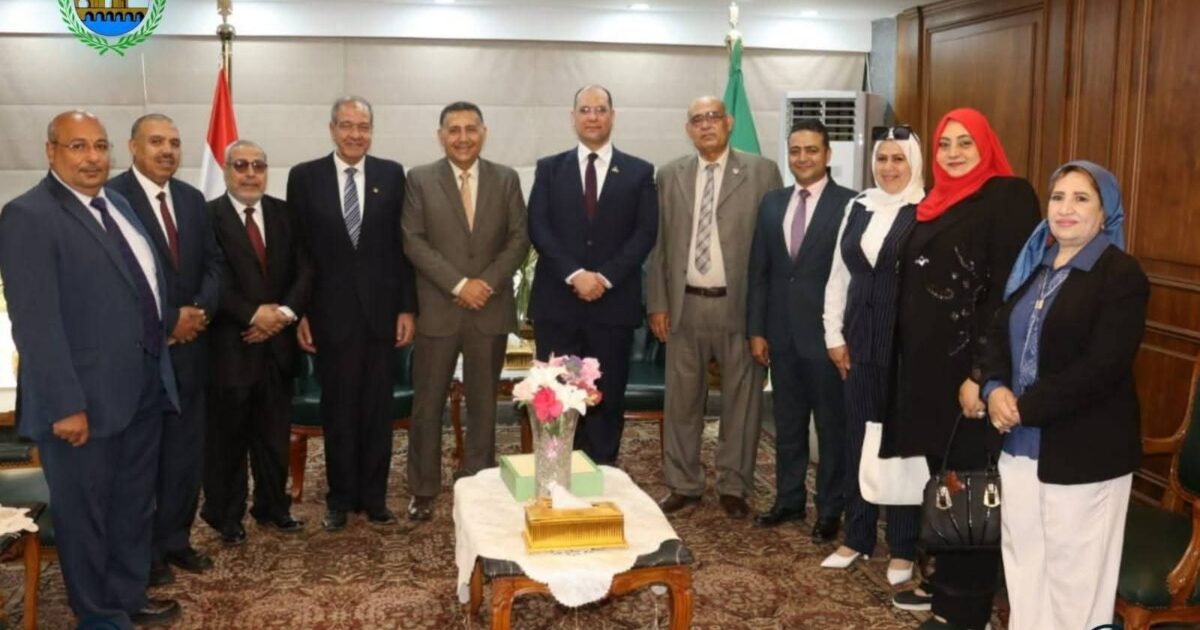 محافظ القليوبية يستقبل وفد حزب الحرية المصري بالقليوبية