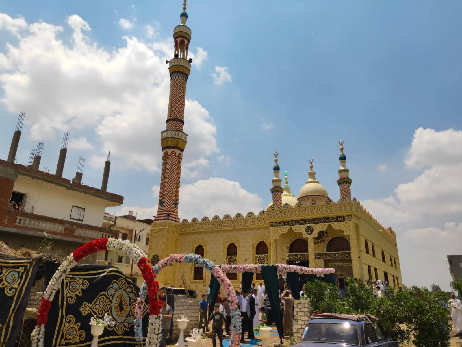 رئيس مدينة دمنهور ووكيل وزارة الأوقاف بالبحيرة يفتتحان المسجد ويؤديان شعائر صلاة الجمعة