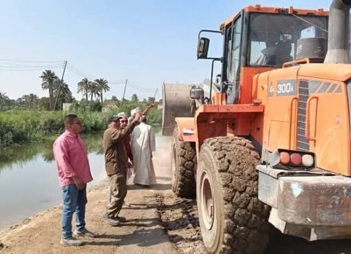 تنفيذ أعمال صيانة لشبكات المياه والصرف والطرق، وتطهير للمصارف إستجابةً لشكاوى مواطنى الجيزة