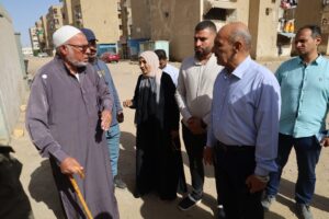 جولة مفاجئة.. محافظ السويس يتفقد مركز طب أسرة السادات ويوجه بحل شكاوى المرضى فورًا