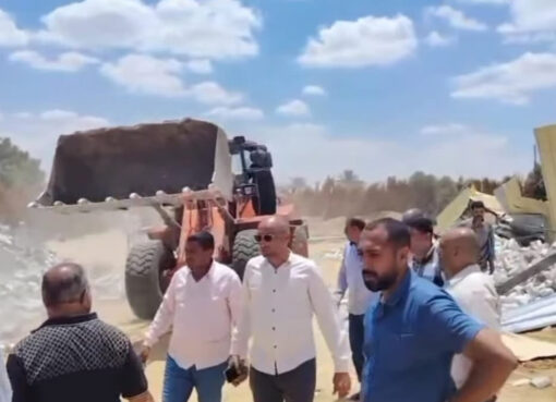 "البحيرى" يقود حملة ازالات كبرى للتعديات بجبل طهما بالعياط سمير احمد القط