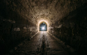 Dr. Magdy Kamel ElHawary Writes : The Underground Shaftesbury Labyrinth… The English Town Hiding Terrifying Secrets Beneath It for Centuries!