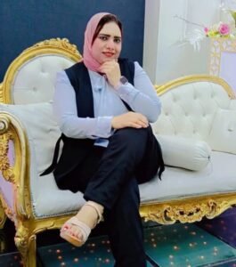 حين نعشق وهمًا