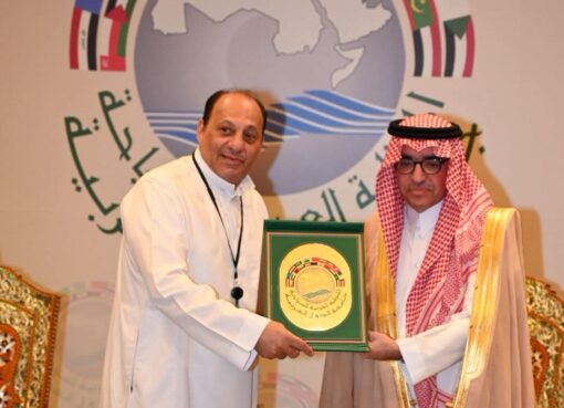 بندر الفهيد يكرّم الزميل سامر العوفي تقديرًا لجهوده الإعلامية