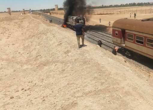 فى إطار إستمرار متابعة الأجهزة التنفيذية بمحافظة السويس لتداعيات حادث التصادم الذي وقع بمنطقة الشلوفة بنطاق حي الجناين برئاسة اللواء أركان حرب هانى رشاد محافظ السويس.
