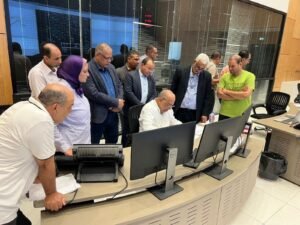 وزير الكهرباء والطاقة المتجددة: تأمين الشبكة القومية وضمان استقرارها، ومتابعة زيادة الاستهلاك