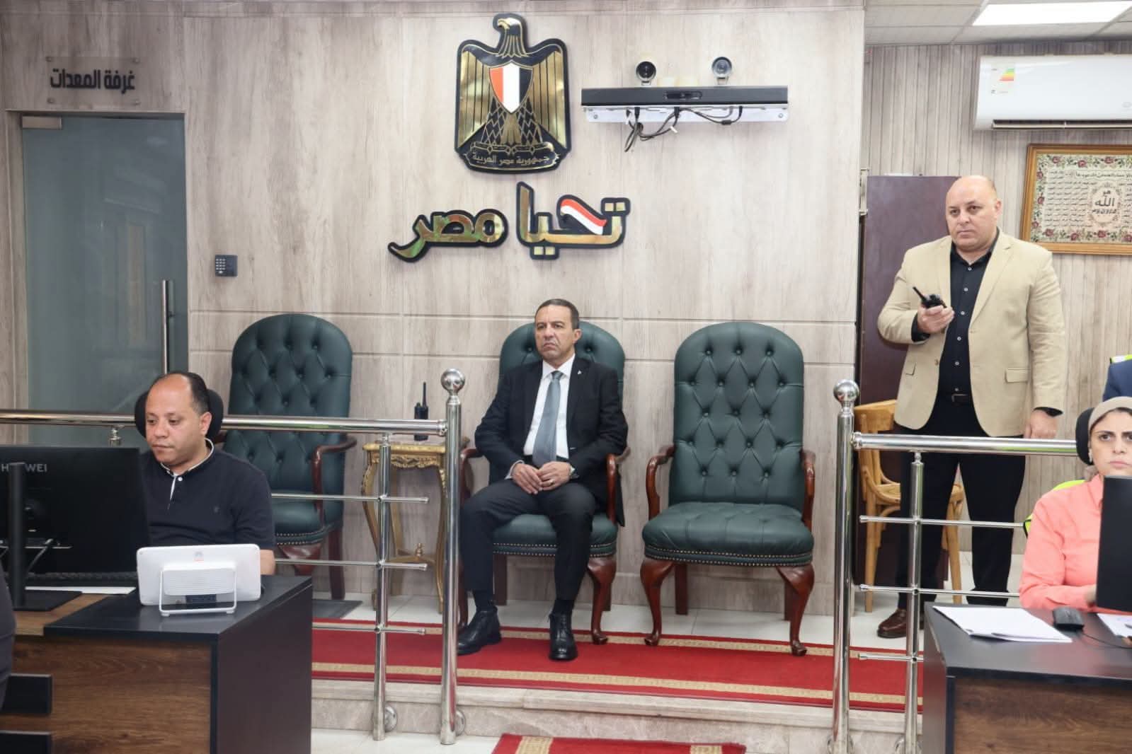 محافظ المنوفية يتابع امتحانات الثانوية العامة لحظيًا عبر الشبكة الوطنية