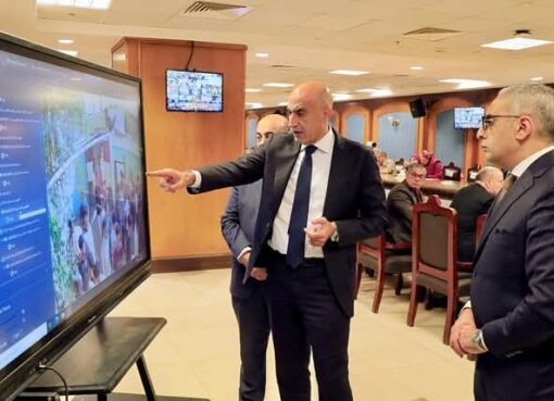 وزير التربية والتعليم يتابع سير امتحانات الثانوية من غرفة العمليات المركزية في ثاني أيام الامتحانات 