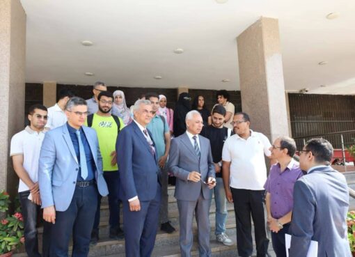 جامعة المنيا تطلق قافلة طبية تنموية متكاملة لقرية السلام بمركز بني مزار