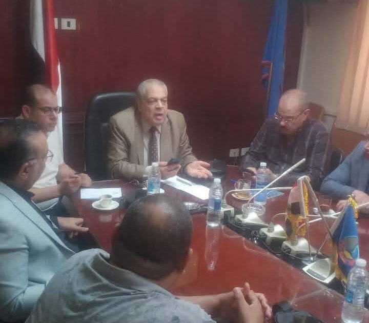 مدير جهاز حماية المستهلك بالبحيرة يعقد ندوة بالغرفة التجارية بالبحيرة
