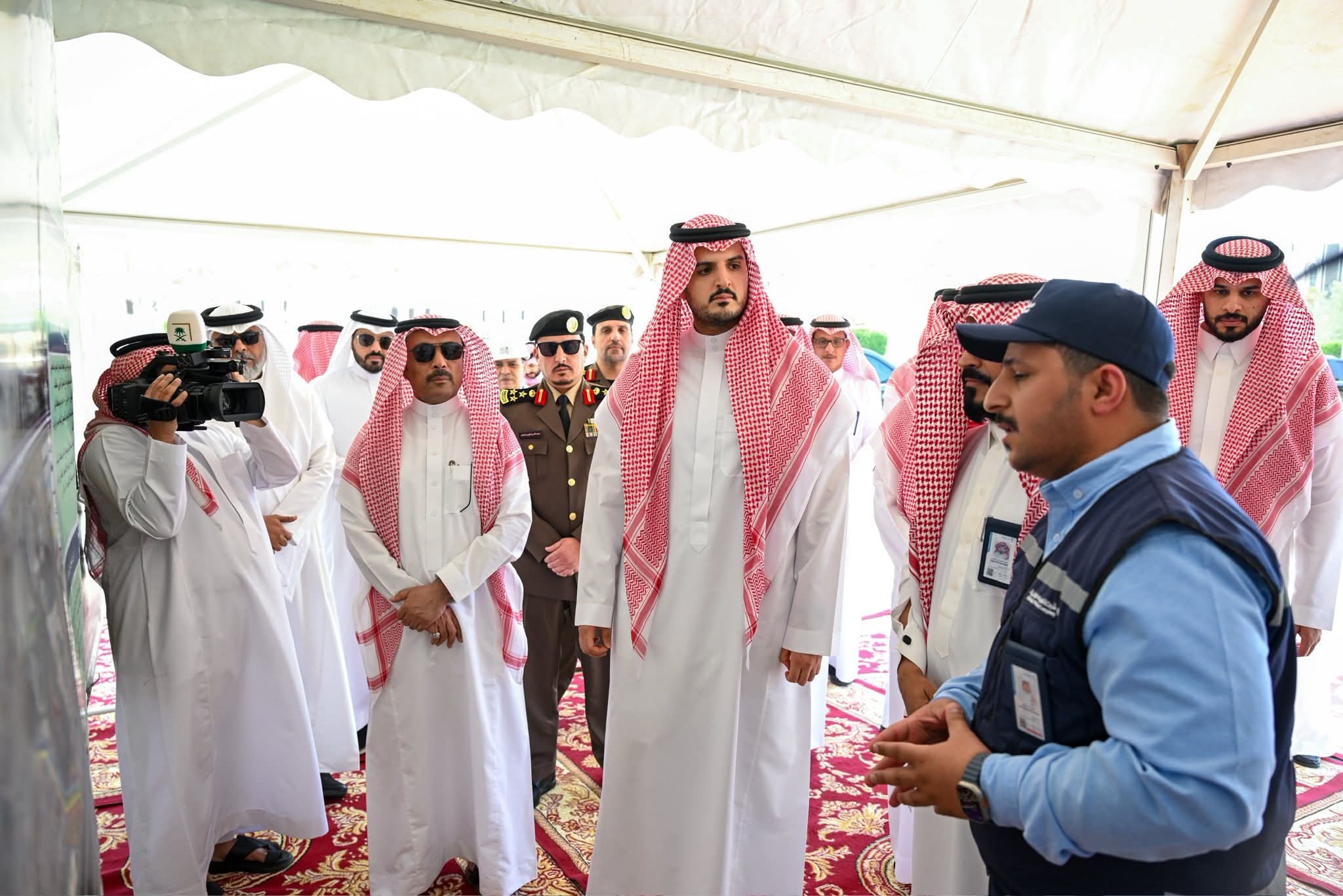 محافظ الطائف يتفقد مشروع المدخل الغربي ويطّلع على أعمال تطوير البنية التحتية