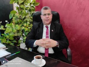 الإمام الفقيه صاحب الدنيا والثروة