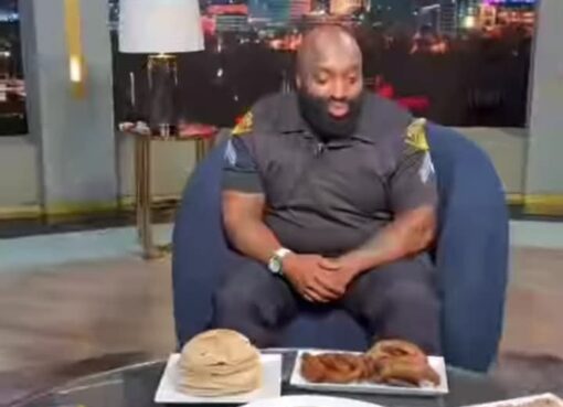 في ماسبيرو .. الشرطي الأمريكي إريك هدسون حارس المنتخب يتحدث عن مصر والنيل ومحمد صلاح 