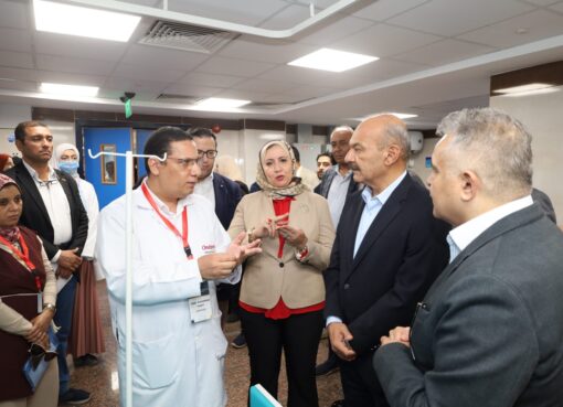 محافظ السويس يتفقد مستشفى الجامعة ويتابع الخدمات الطبية للمواطنين