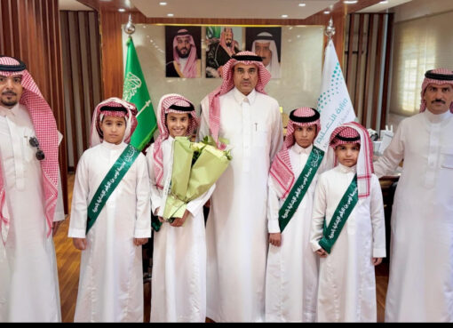 مدير تعليم الطائف يطلع على مبادرات طلاب مدرسة أوس بن الأرقم الابتدائية د. منصور نظام الدين
