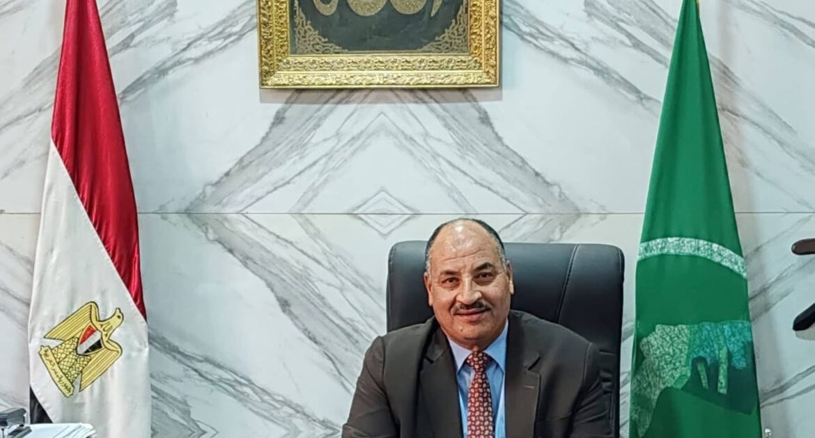 صابر عبد الحميد وكيل وزارة التعليم بالمنيا يتابع اللجان ميدانياً.. ويحذر: إلغاء الامتحان فوراً لأي طالب يصطحب الهاتف المحمول ​متابعة إعلامية جرجس نظير