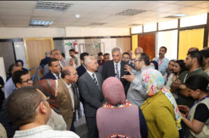 رئيس جامعة المنيا يتفقد تطوير مستشفى القلب والصدر
بقلم / كامل شحاته
