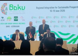 وزير التخطيط والتنمية الاقتصادية يبحث التكامل الإقليمي مع وزير الاقتصاد الأذربيجاني والابتكار المالي مع صندوق الأمم المتحدة سمير احمد القط