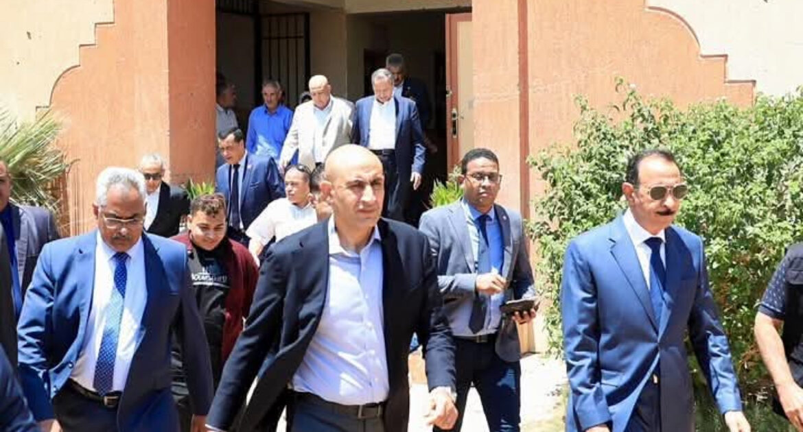 وزير التعليم يحسم واقعة شغب مدرسة الروافع بسوهاج