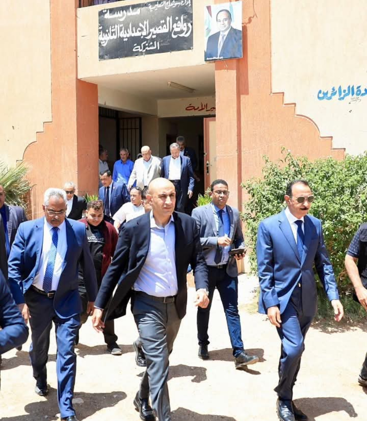وزير التعليم يحسم واقعة شغب مدرسة الروافع بسوهاج