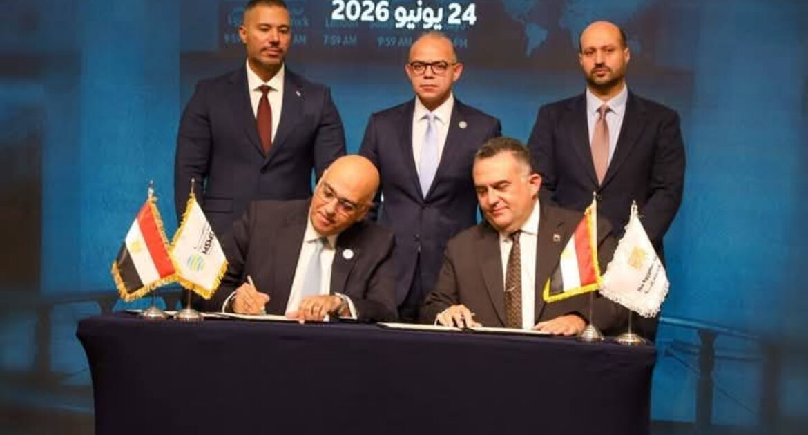 جهاز تنمية المشروعات والبورصة المصرية يوقعان بروتوكولًا لدعم الشركات الصغيرة والمتوسطة