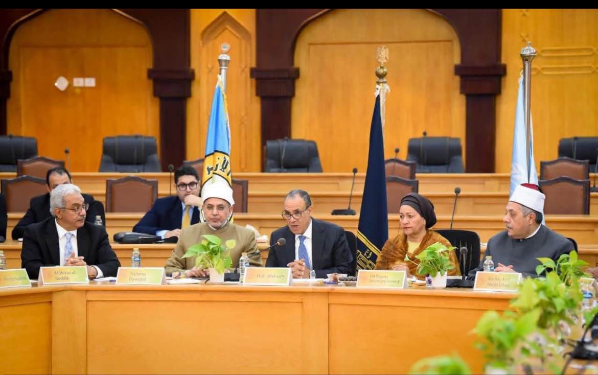 وزير الخارجية يفتتح المائدة المستديرة لمبادرة الأمم المتحدة حول الذكاء الاصطناعي