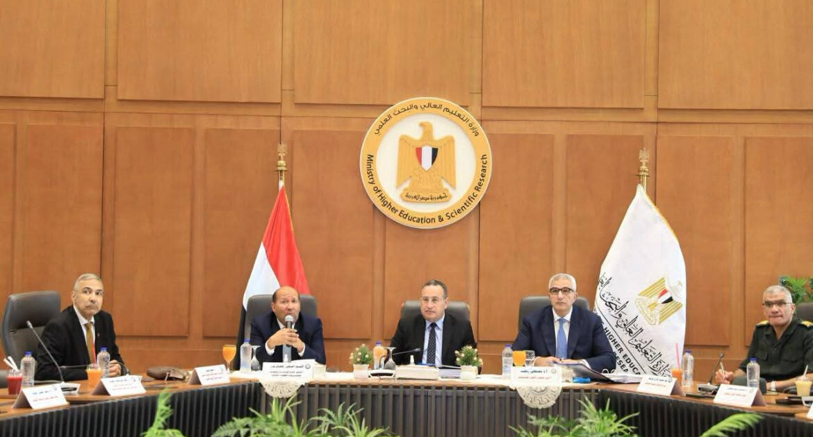 الأعلى للجامعات يهنئ القيادة السياسية بذكرى ثورة 30 يونيو ويستعرض طفرة التصنيفات الدولية