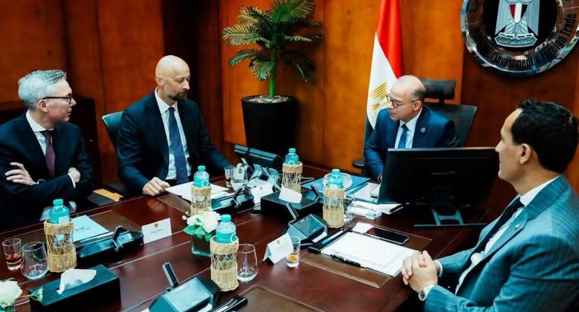 وزير الاستثمار والتجارة الخارجية يبحث مع "سكاتك" النرويجية ضخ استثمارات إضافية بـ 5 مليارات دولار