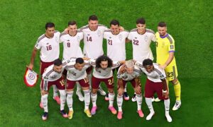 اللاروخا تتأهل لنهائى المونديال