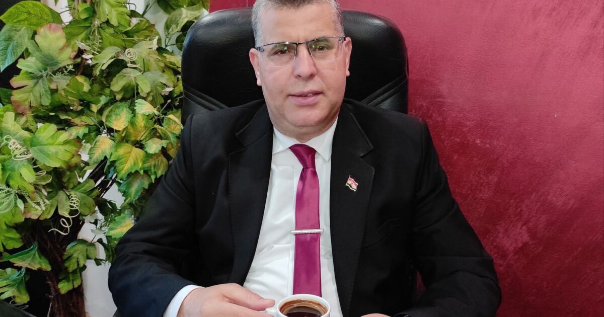الإمام صاحب الخط الحسن الجميل