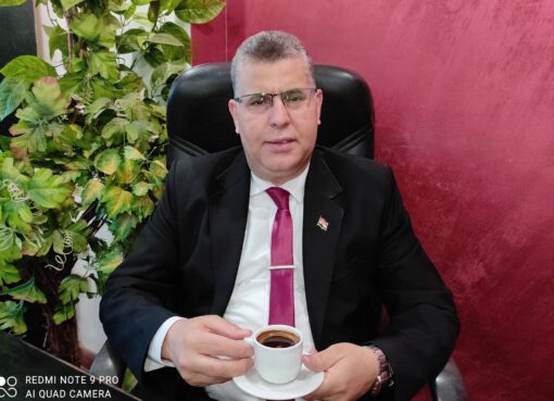 الإمام صاحب الخط الحسن الجميل