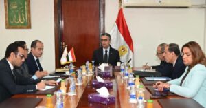 وزير التموين : استكمال صرف باقي مستحقات مزارعي قصب السكر خلال الأسبوع المقبل