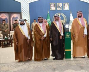 محافظ الطائف يتوج جمعية الطائف الخضراء بجائزة المبادرات المجتمعية 2025