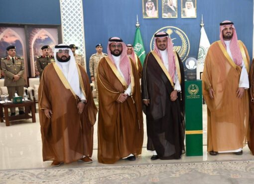 محافظ الطائف يتوج جمعية الطائف الخضراء بجائزة المبادرات المجتمعية 2025