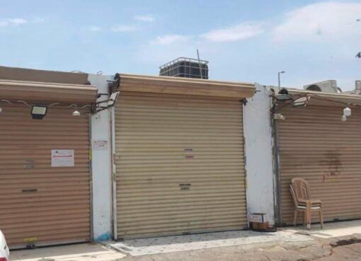 لحماية الأرواح والممتلكات أمانة محافظة جدة تُشعر المباني الآيلة للسقوط بمحيط سوق القوزين
