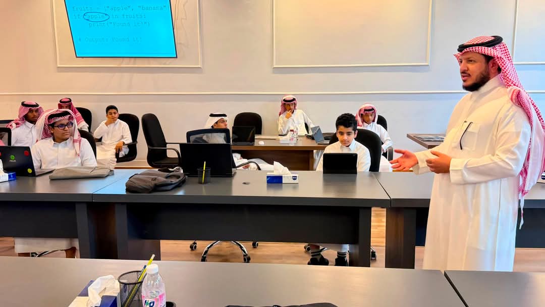 إستمرار فعاليات برنامج كاوست الصيفي للطلبة الموهوبين في تعليم الطائف للأسبوع الثاني