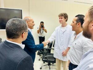 محافظ السويس يكرم الوفد الطبي الروسي تقديراً لجهوده الإنسانية