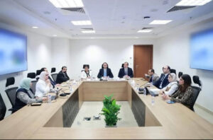 نائب وزير الصحة يترأس اجتماع لجنة تقييم أداء مديري ووكلاء مديريات الشؤون الصحية بالمحافظات