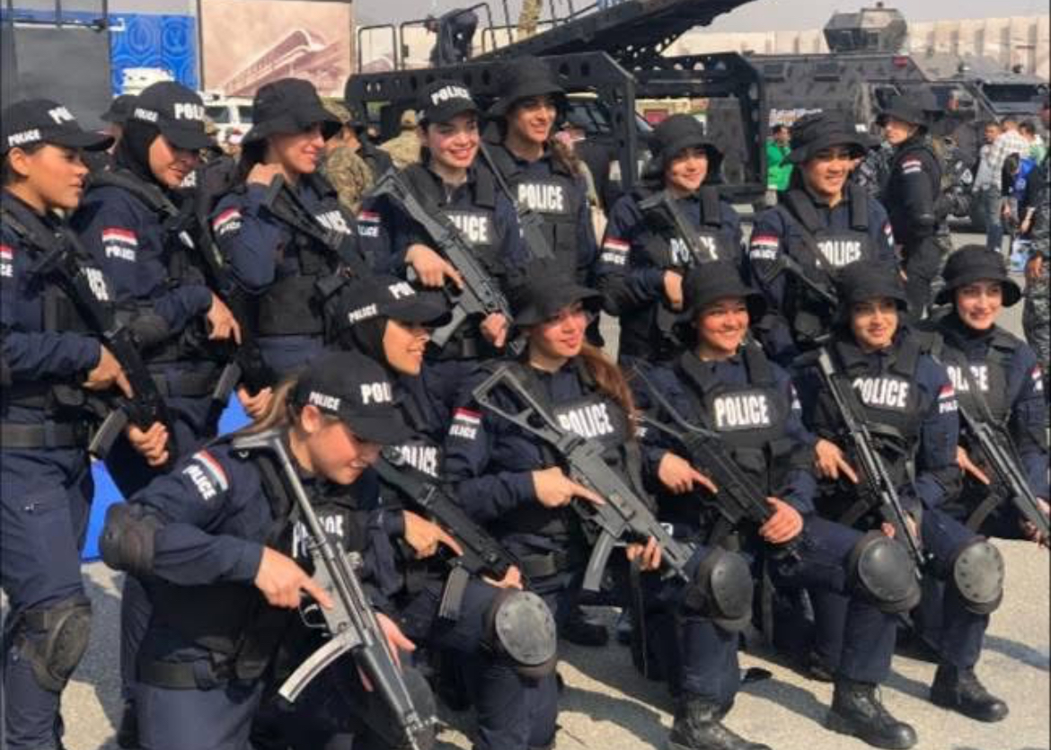 الرئيس السيسي يشهد استعراض إمكانيات أجهزة الدولة لمجابهة الأزمات والكوارث ضمن فعاليات افتتاح القيادة الاستراتيچية للدولة بالعاصمة الجديدة