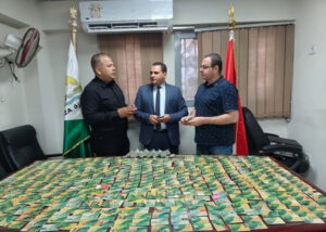ضبط 812 بطاقة تموينية داخل أحد المخابز البلدية بمنشاة القناطر و31 مخالفة تموينية