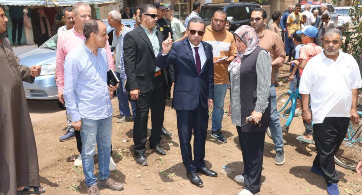 محافظ المنوفية يتابع ميدانيًا مبادرة «يوم في قريتنا» بشمنديل ويؤكد استمرارها للارتقاء بالخدمات