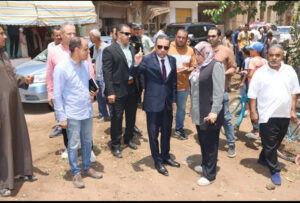 محافظ المنوفية يتابع ميدانيًا مبادرة «يوم في قريتنا» بشمنديل ويؤكد استمرارها للارتقاء بالخدمات