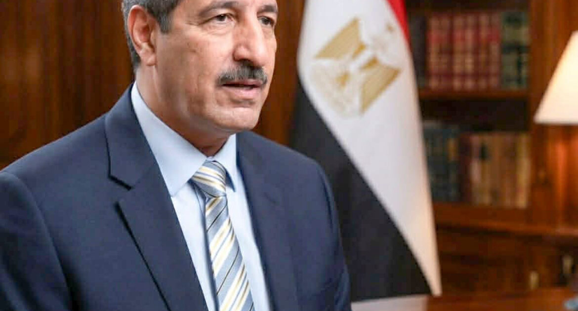 حين يصبح ضبط بطاقات التموين إنجازا وتضيع حقوق المواطنين
