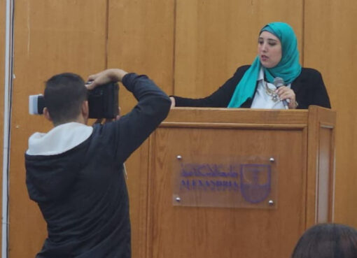 الفجوة بين الشهادة والكفاءة: هل نُدرِّب من أجل التعلُّم أم من أجل الورقة؟