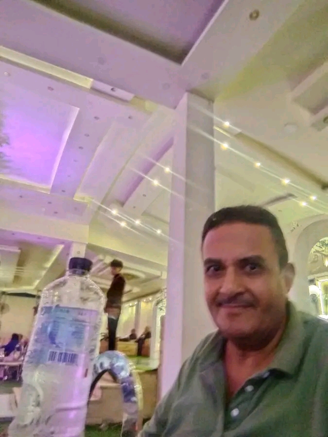 لا يقول لي أحبك
