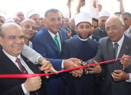 افتتح الدكتور المهندس حسام عبد الفتاح محافظ القليوبية والأستاذ الدكتور أسامة الأزهري وزير الأوقاف مجمع الرحمة الإسلامي بقرية الحصة